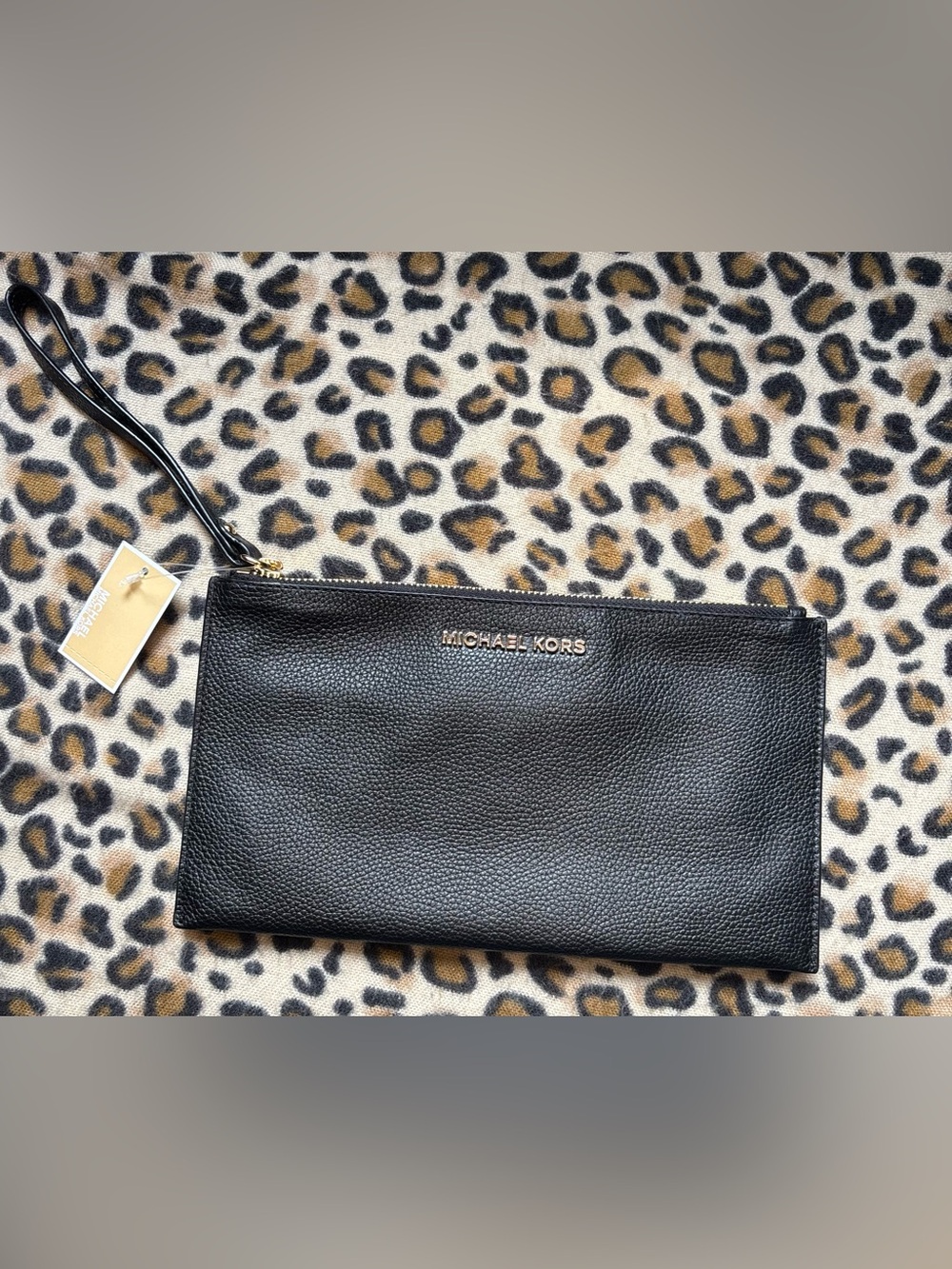 Michael Kors Jet Set Large Zip Pebbled Leather Clutch Wristlet-Black-New w/ Tags